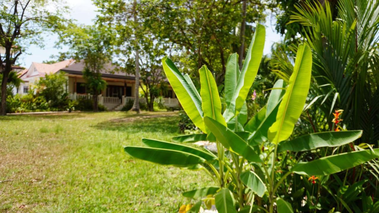 Hotel Treeya Lanta Ko Lanta Exterior foto